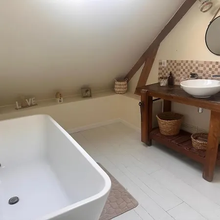 Prázdninový dům Maison Familiale Climatisee, Avec Jardin